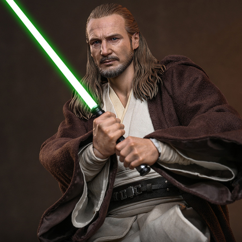Figurine – STAR WARS Qui-Gon Jinn Movie Masterpiece Hot Toys