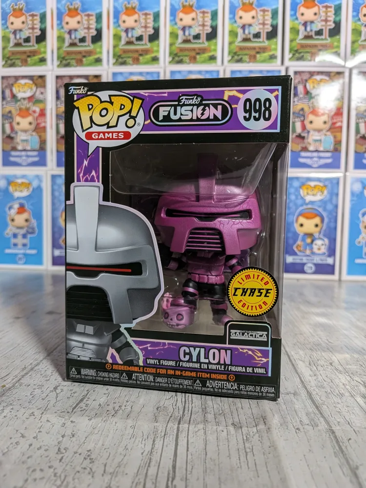 Funko Pop! Cylon (Chase) – Games Funko Fusion #998