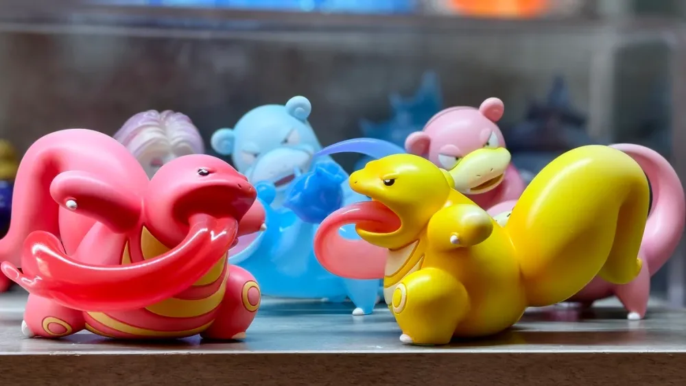 [PREORDER] 1/20 Scale World Figure [BOOM] – Lickitung