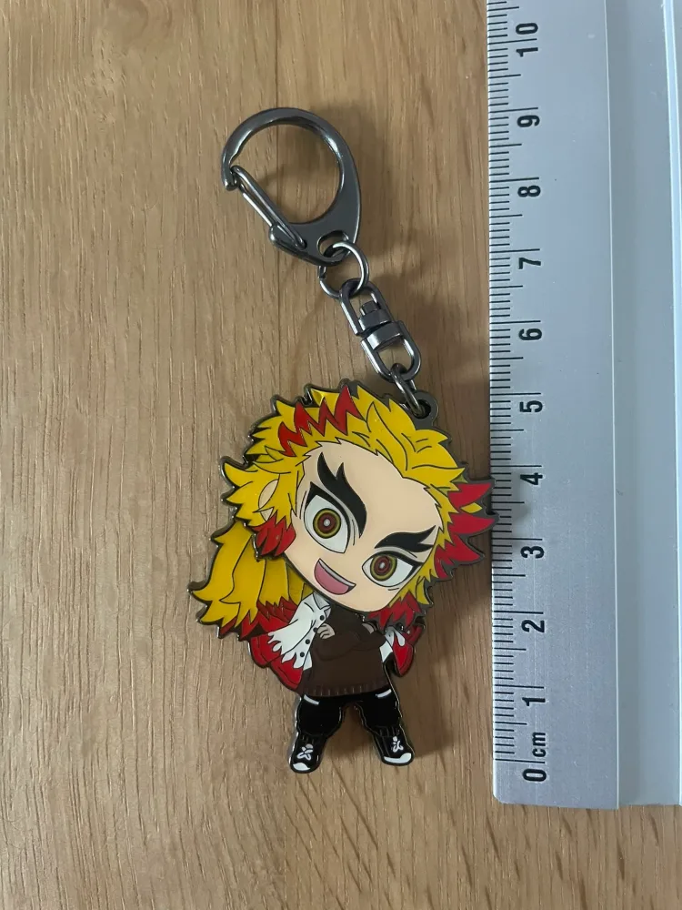Porte-clés – Demon Slayer – Kyojuro Rengoku Metal Atmos 5 cm