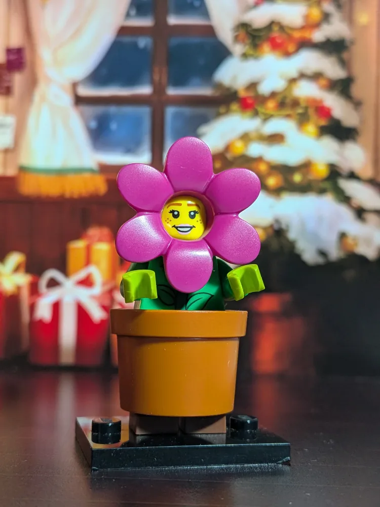 Flowerpot Girl | LEGO Minifigures