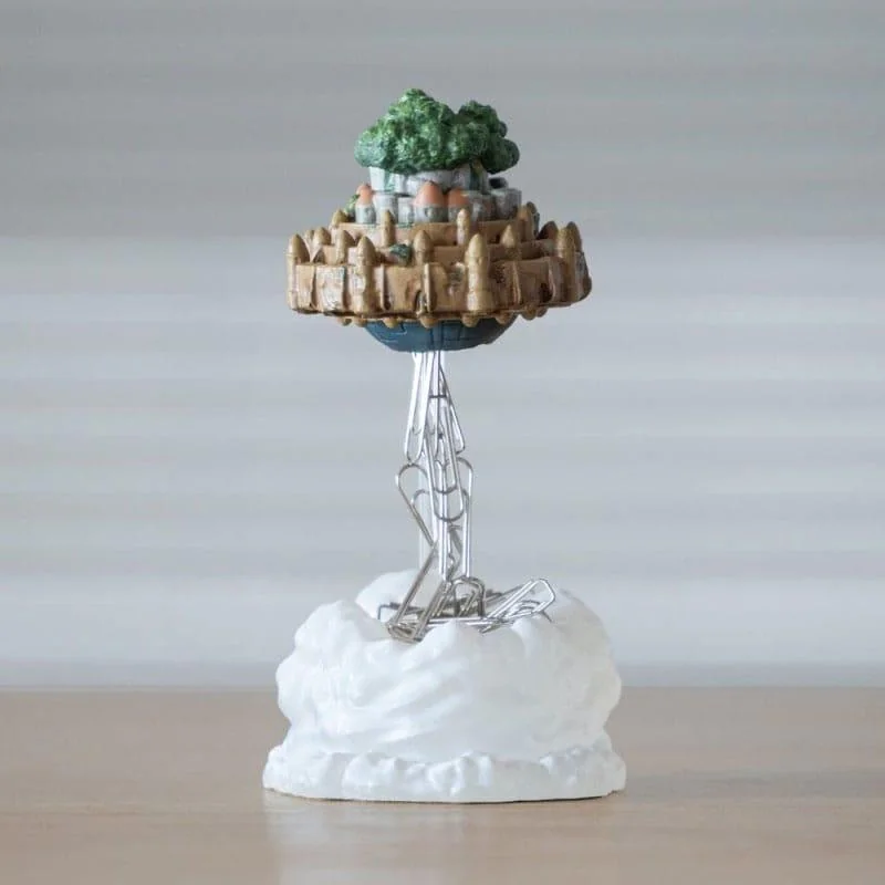 Figurine LE CHATEAU DANS LE CIEL - Chateau Volant - Statuette aimantée 13cm