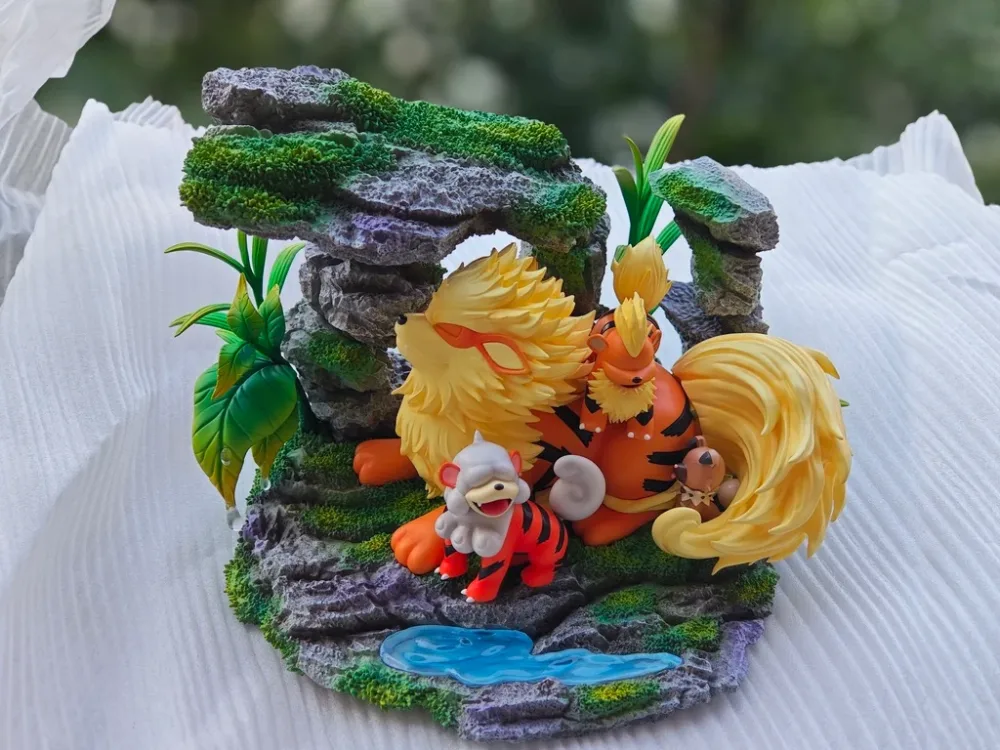 [PREORDER] 1/20 Scale World Figure [KIPI] – Growlithe & Arcanine & Hisuian Growlithe & Rockruff