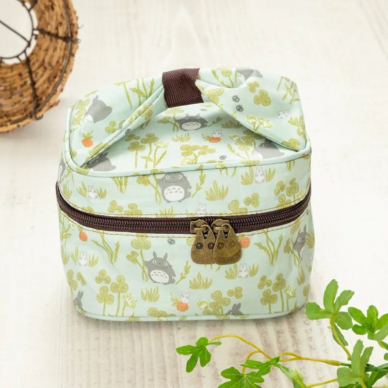 LA BOUTIQUE OFFICIELLE DES PRODUITS DÉRIVÉS DU STUDIO GHIBLI