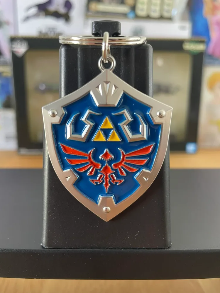 Zelda – Porte-clés – métallique Bouclier Hylien Ichiban Kuji Tears of the Kingdom 8 cm