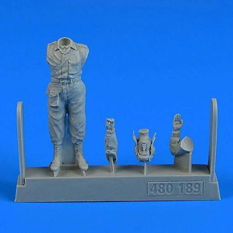 Figurines Figure russe moderne équipage réservoir