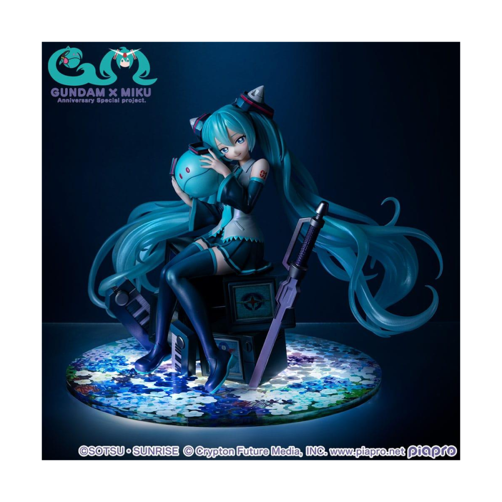 Mobile Suit Gundam x Hatsune Miku Figurine Lucrea Hatsune Miku x OO Gundam 45th Anniversary 17 cm