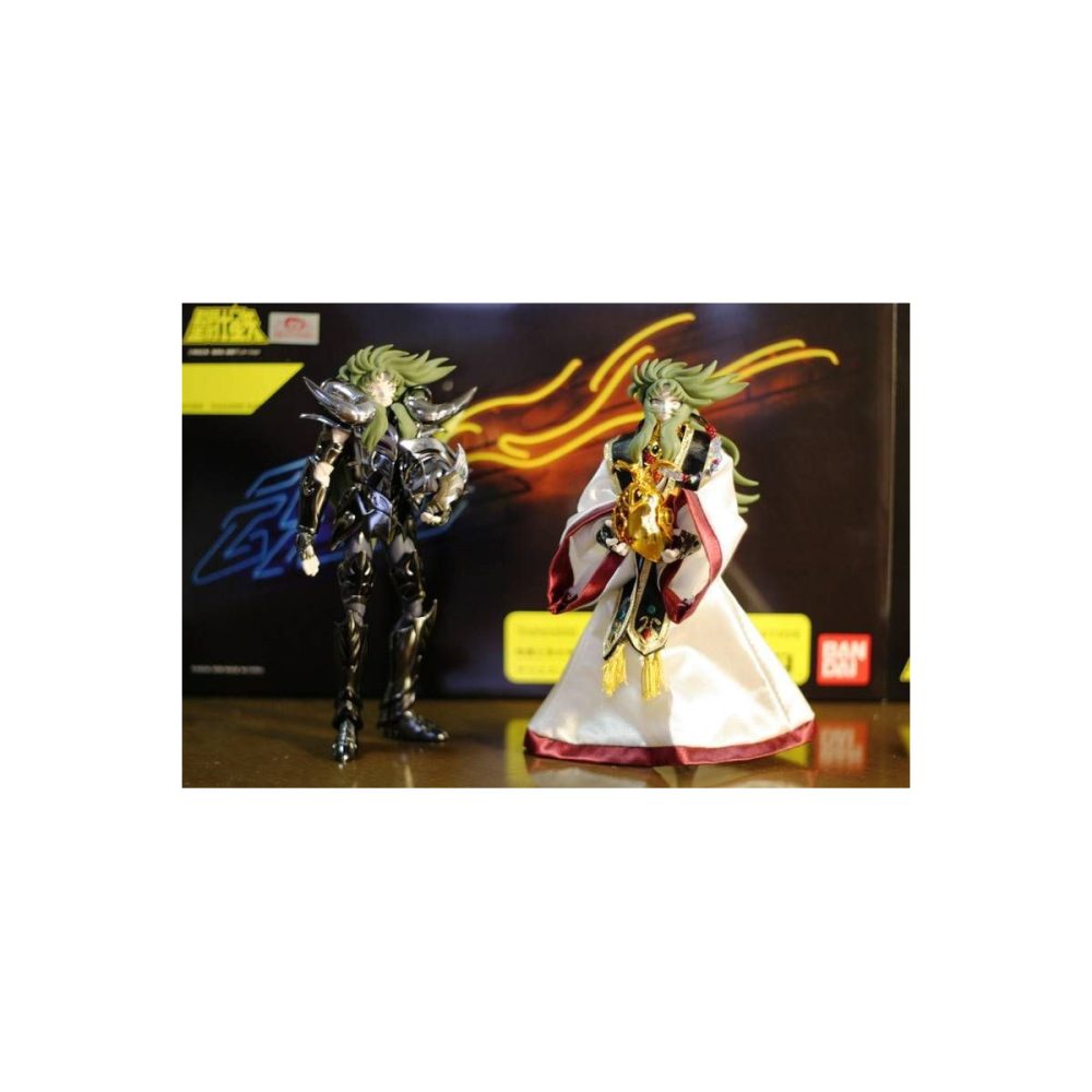 Myth Cloth - Tamashii Nation 08 - Black Shion + Grand Pope