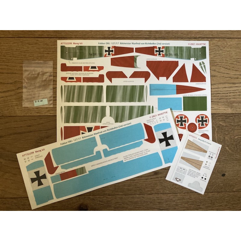 Décal Fokker Dr.I Triplane 127/17 Rittmeister Manfred von Richthofen (2e version) (conçu pour être utilisé avec les kits Meng Mo