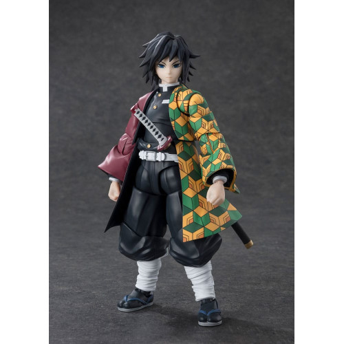 Demon Slayer Kimetsu no Yaiba figurine S.H. Figuarts Giyu Tomioka 15 cm